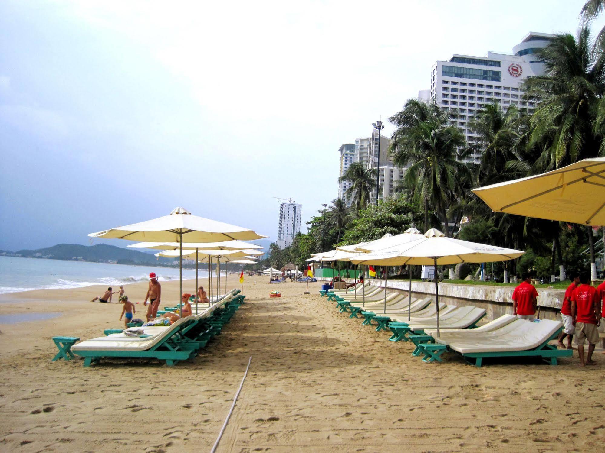 Yasaka Saigon Nha Trang Hotel & Spa Extérieur photo