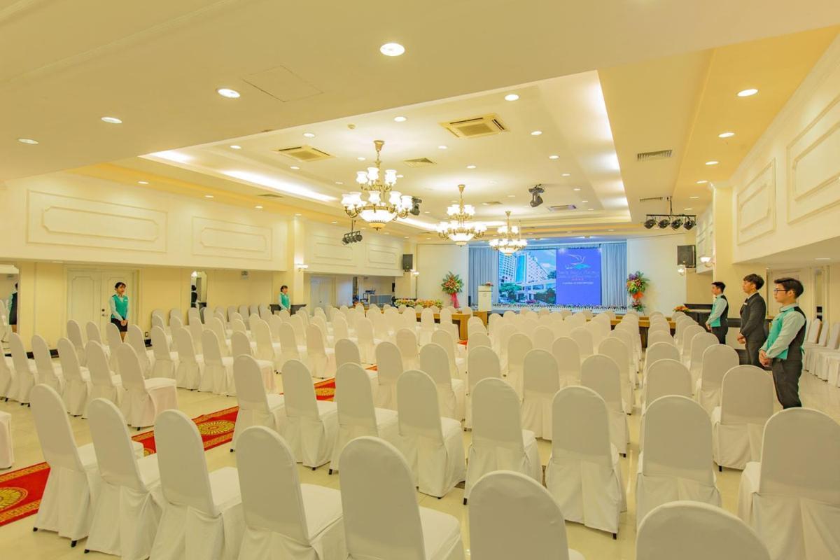 Yasaka Saigon Nha Trang Hotel & Spa Extérieur photo