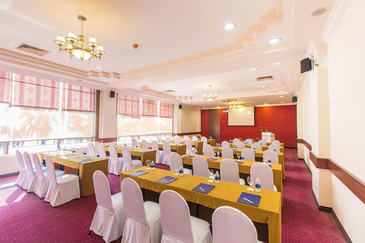 Yasaka Saigon Nha Trang Hotel & Spa Extérieur photo
